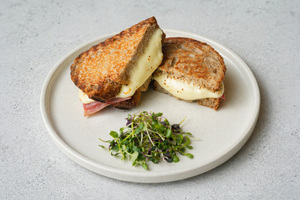 Drivu Grilled Cheese & Fig Toast