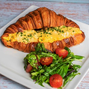 Drivu Scrambled Egg & Cheese Croissant