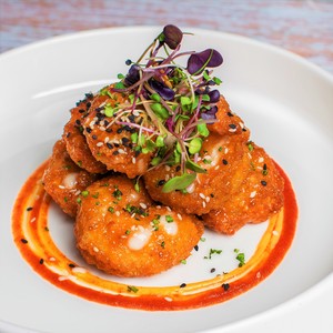 Drivu Sriracha Honey-Glazed Tiger Prawns