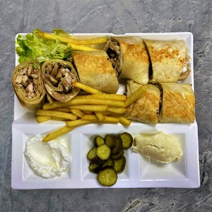 Drivu Chicken Shawarma Plate صحن شاورما  دجاج عربي 