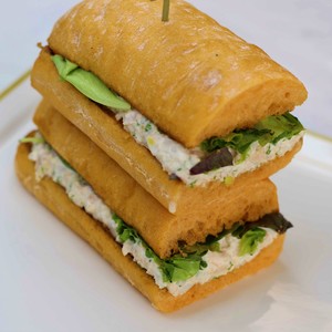 Drivu Tuna Sandwich