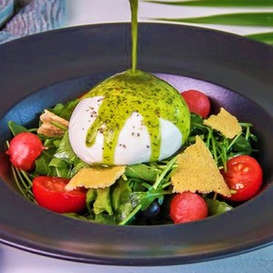 Drivu Burrata Salad