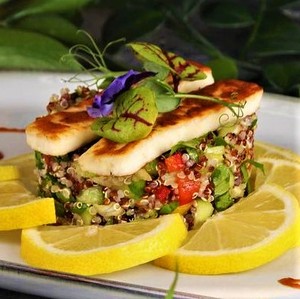 Drivu Quinoa Salad w/ Grilled Halloumi