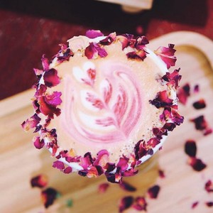 Drivu Hot Rose Latte