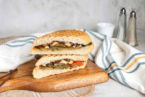 Grilled Halloumi - LavAzza Al Bateen abu-dhabi