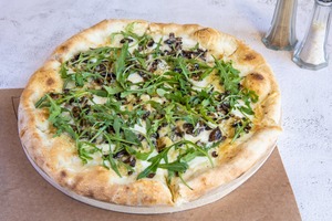 Tartufo Pizza - LavAzza Al Bateen abu-dhabi