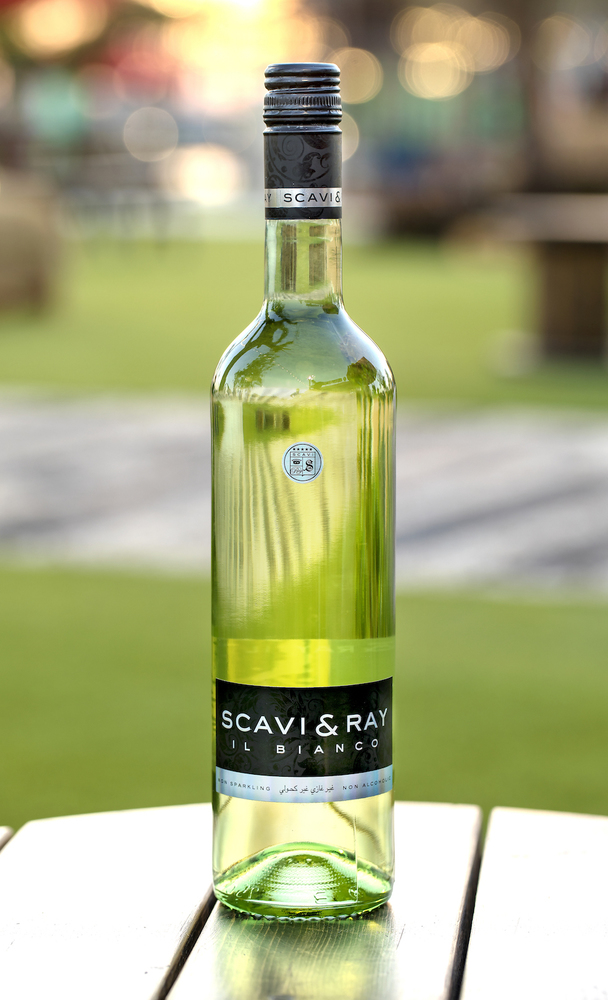 Thumb white wine non alcoholic 750ml aed 105