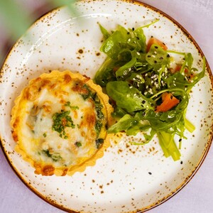 Drivu Mushroom & Spinach Egg Quiche 