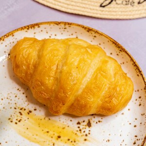 Drivu Plain Croissant