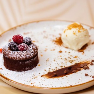 Drivu Molten Cake
