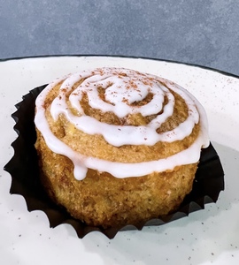 Drivu Banana Bread Cinnamon Roll