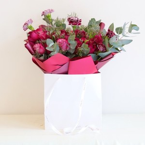 Drivu Peaceful Purple Bouquet (in a bag)