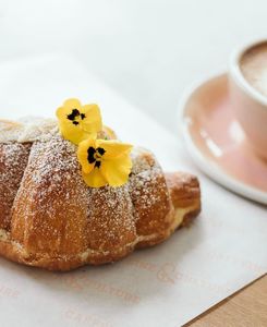 Drivu Zaatar Croissant