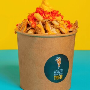 Drivu Chicken Cheetos Cheese & Fries Cup شاورما دجاج مع شيتوس بالجبن والبطاطا كاب