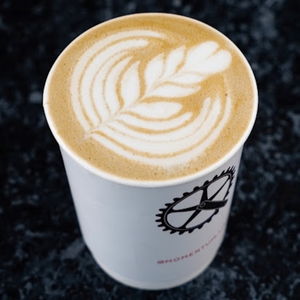 Drivu Hot Pistachio Latte