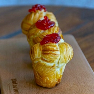 Drivu PB & Jelly Cruffin