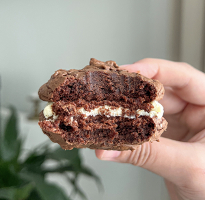 Drivu Tiramisu Brownie Sandwich (1 piece)