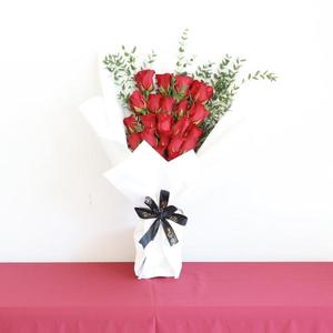 Drivu 24 Red Roses Bouquet