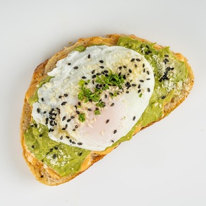 Drivu Avocado Benedict Toast 