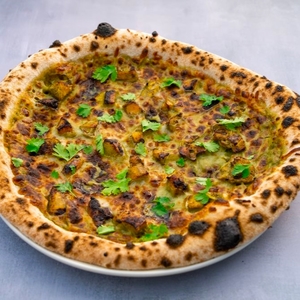 Drivu Chutney Chicken Pizza (Large)