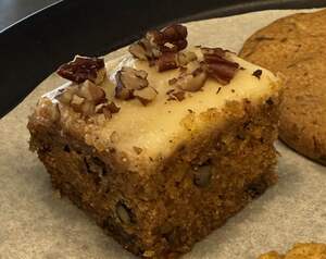 Drivu Carrotswalnuts Cake