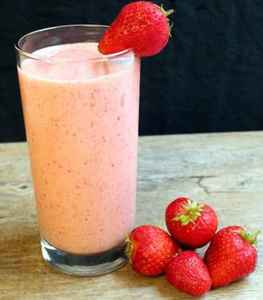 Drivu Strawberry Lassi