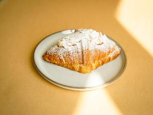 Drivu Double Baked Almond Croissant