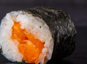 Drivu Salmon Maki Rolls