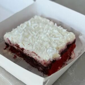 Drivu Coco berry Cake 