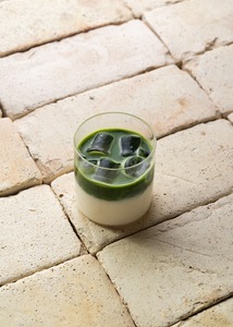 Iced Matcha Latte - Bageri Form dubai