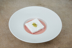 Drivu Rose Milk Cake