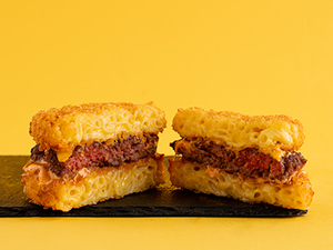 Drivu Mac N Cheese Signature Burger
