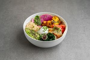 Drivu Grilled Halloumi Bowl (from 8am to 3pm)