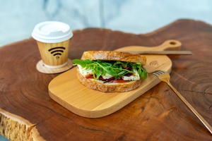 Drivu Halloumi Sandwich