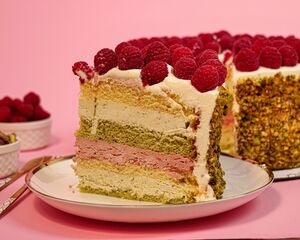 Drivu Raspberry Pistachio Cake (1 slice)