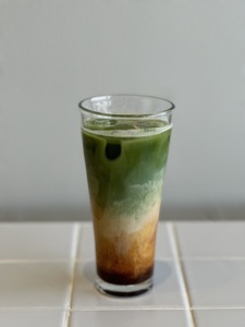 Drivu Iced Matcha Espresso latte
