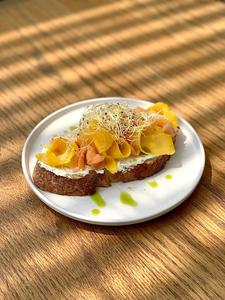 Drivu Salmon Mango Toastie