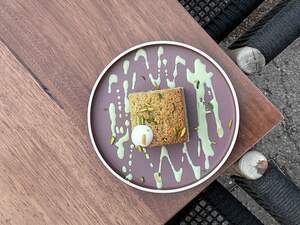 Drivu pistachio milk cake