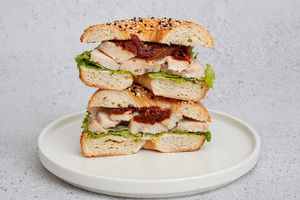 Drivu Poached Chicken Pesto Bagel