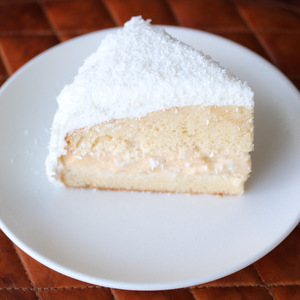 Drivu Coconut Cake