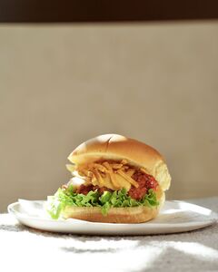 Drivu Buffalo Chicken Burger