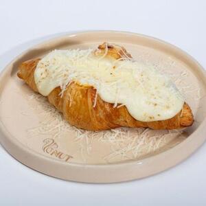 Drivu Cheese Croissant 