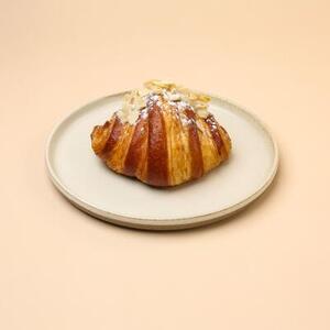 Drivu Almond Croissant