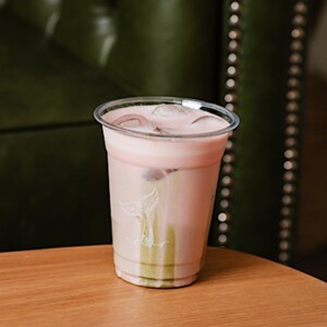 Drivu Iced Strawberry Matcha