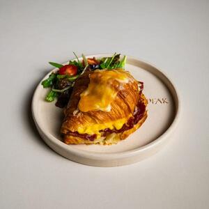 Drivu Croissant with Egg and bacon