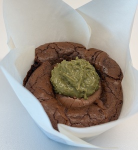 Drivu Crunchy Pistachio Brownies 