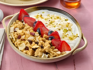Drivu Yogurt and Granola Bowl