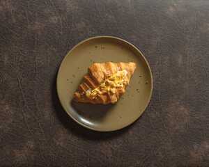 Drivu Scrambled Egg Croissant