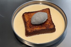Drivu Classic Milk Toast with Sesame Ice Cream