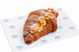 Drivu Almond Croissant